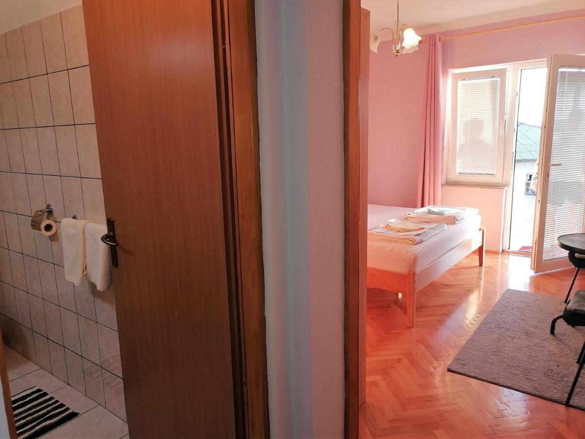 Guest House Pamela Senj  Exterior foto
